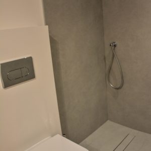 reforma baño en Zaragoza en microcemento